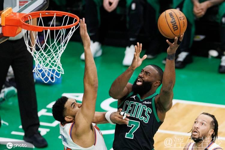 尼克斯击败活塞 晋级迎战凯尔特人